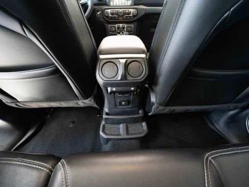 Used 2022 Jeep Wrangler Unlimited Sahara w/ Cold Weather Group image 22