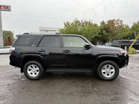 Used 2019 Toyota 4Runner SR5 image 13