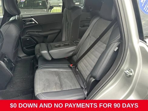 Used 2025 Mitsubishi Outlander SE AWD/4WD image 5