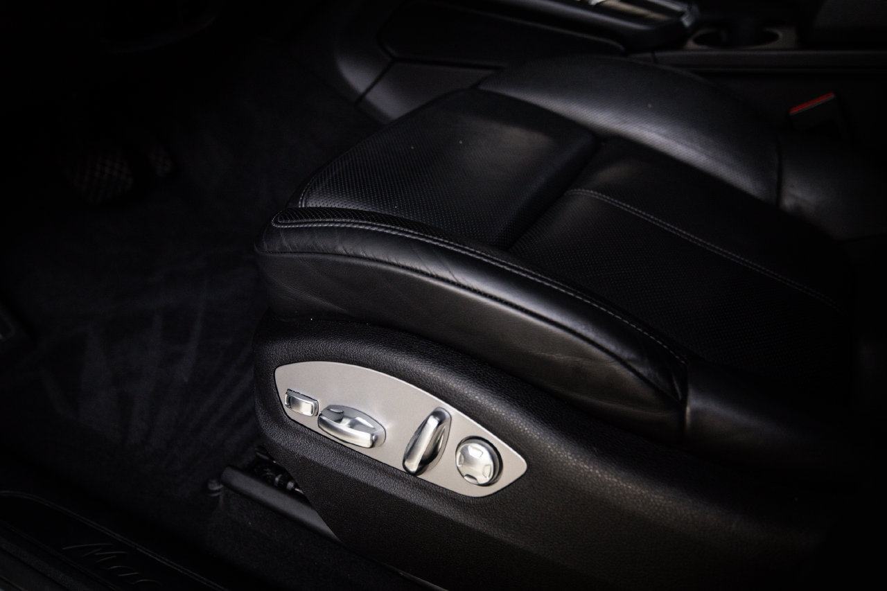 Certified 2021 Porsche Macan AWD/4WD image 14