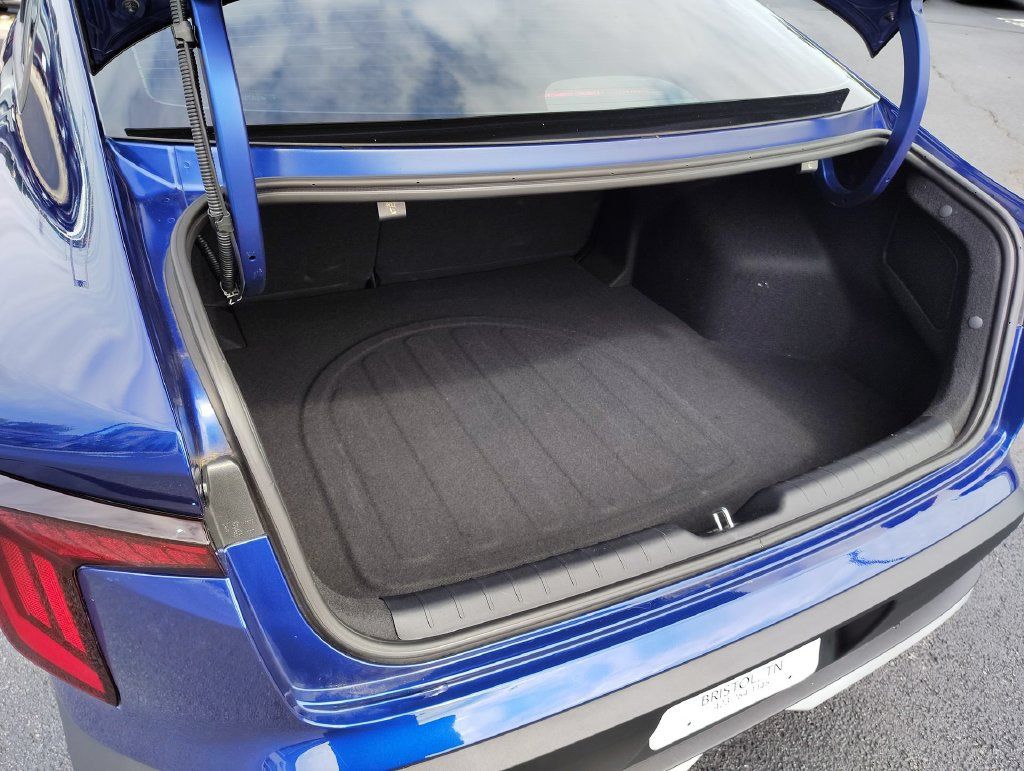 Certified 2025 Kia K4 FWD image 34