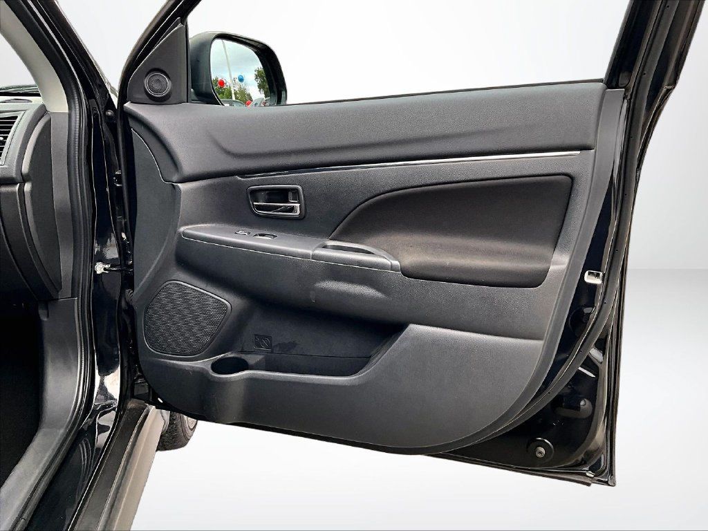 Used 2024 Mitsubishi Outlander Sport AWD image 23