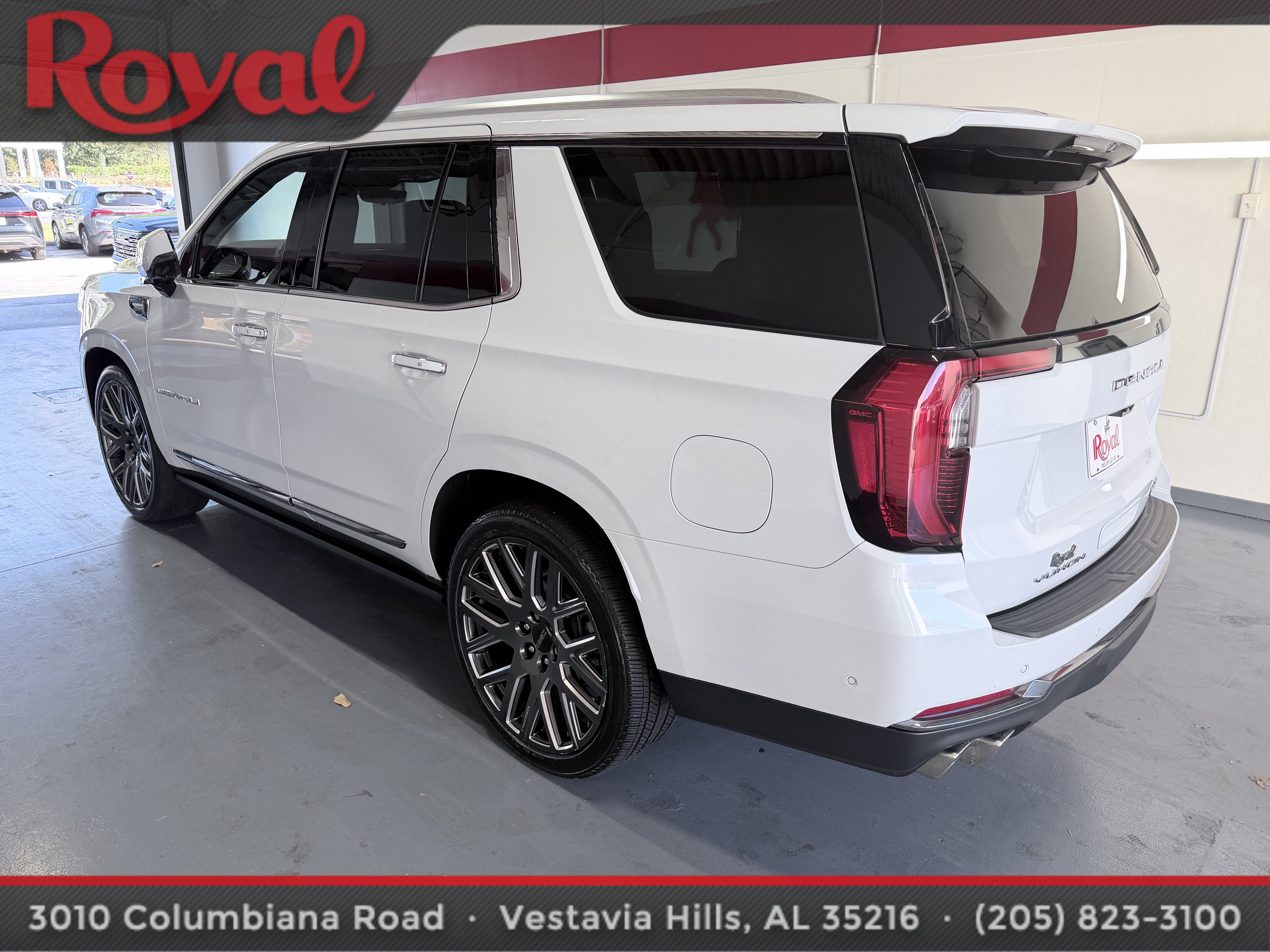 Used 2026 GMC Yukon Denali Ultimate AWD/4WD image 17