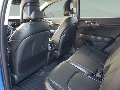 Used 2026 Kia Sportage EX image 6