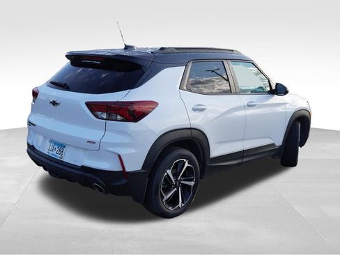 Used 2023 Chevrolet TrailBlazer RS w/ Sun and Liftgate Package AWD/4WD image 3