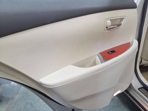 Used 2010 Lexus ES 350 FWD image 24