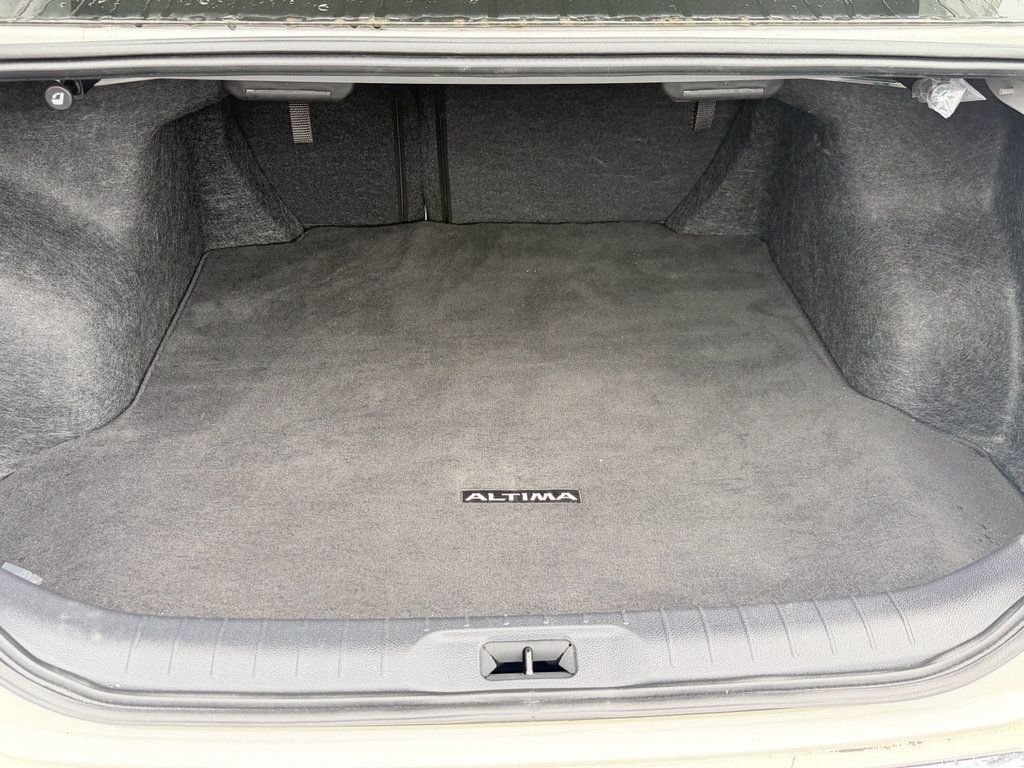 Used 2023 Nissan Altima 2.5 SV AWD/4WD image 20