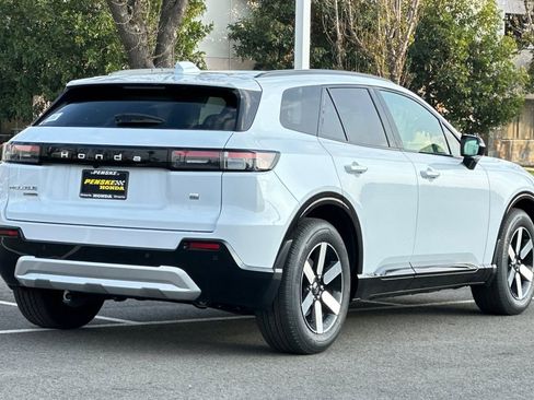 New 2026 Honda Prologue Touring image 4