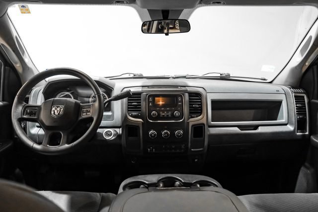 Used 2013 RAM 2500 Tradesman w/ Chrome Appearance Group AWD/4WD image 16