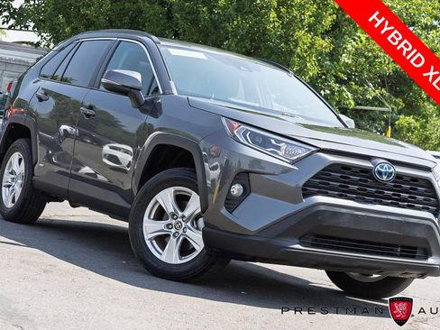 Used 2021 Toyota RAV4 XLE w/ Convenience Package AWD/4WD image 1