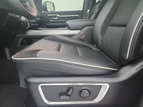 New 2026 RAM 1500 Laramie w/ Chrome Appearance Group AWD/4WD image 20