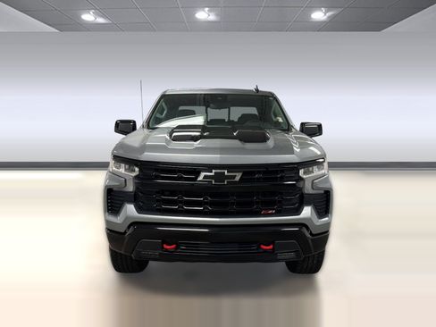 Used 2025 Chevrolet Silverado 1500 LT Trail Boss w/ Convenience Package II AWD/4WD image 5