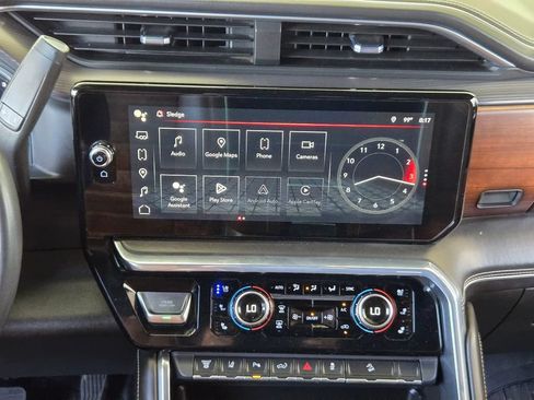Used 2024 GMC Sierra 3500 Denali Ultimate AWD/4WD image 17