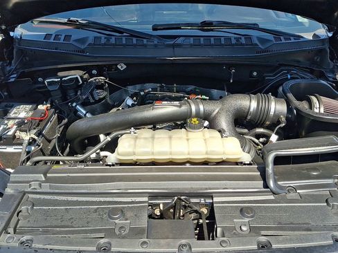 Used 2019 Ford F150 Limited w/ Trailer Tow Package image 31