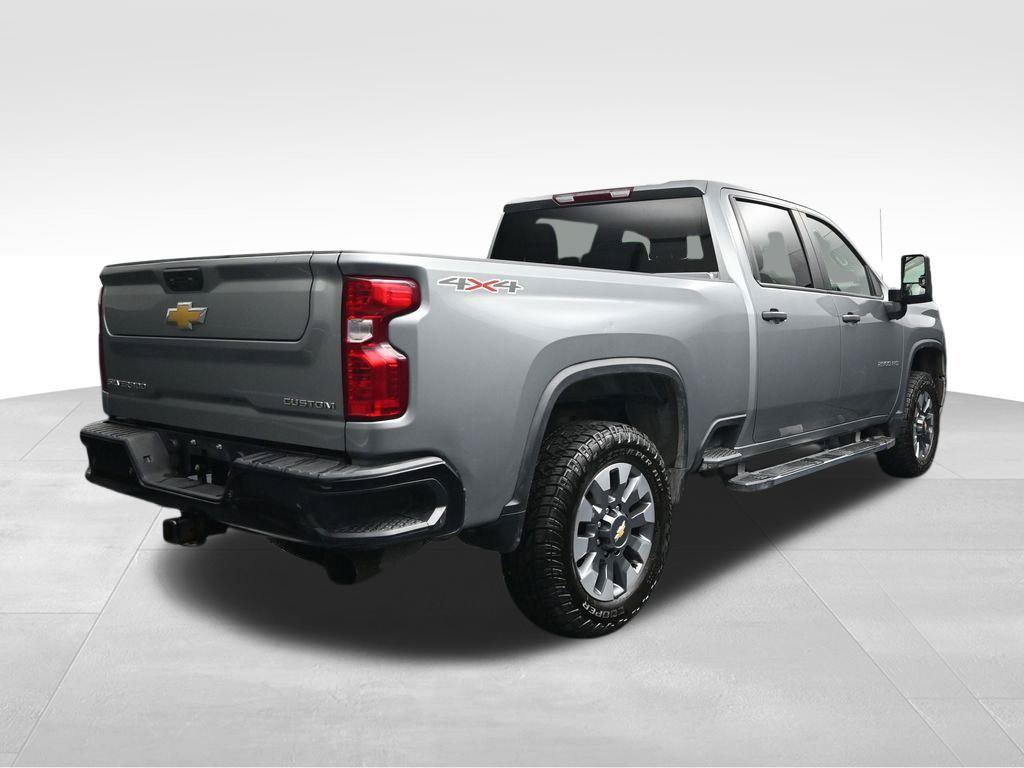 Used 2024 Chevrolet Silverado 2500 Custom w/ Custom Value Package AWD/4WD image 3