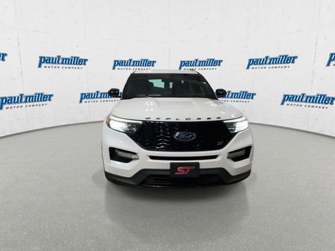 Used 2020 Ford Explorer ST w/ Premium Technology Package AWD/4WD image 3