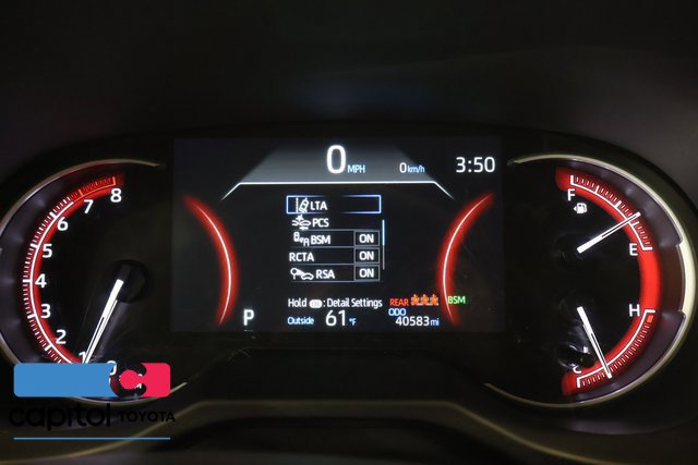 Used 2025 Toyota RAV4 XLE AWD/4WD image 16