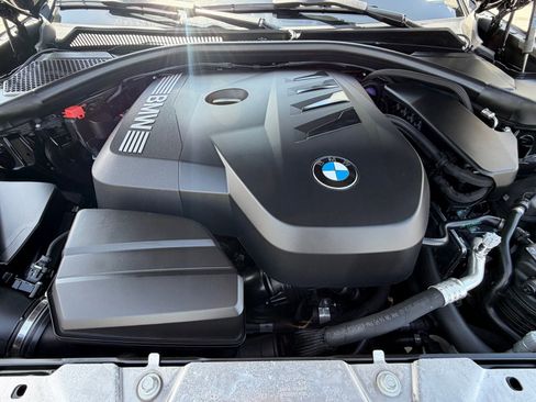 Used 2025 BMW 330i Sedan w/ Premium Package RWD image 37