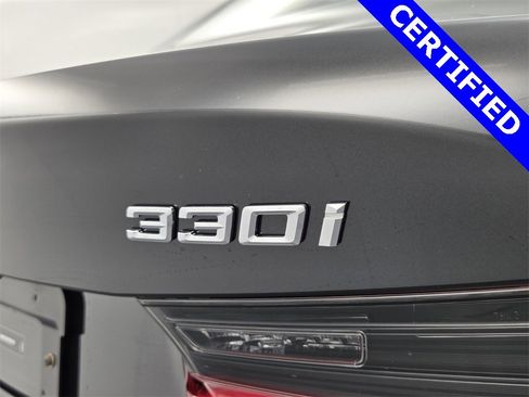 Certified 2025 BMW 330i Sedan w/ Convenience Package image 23
