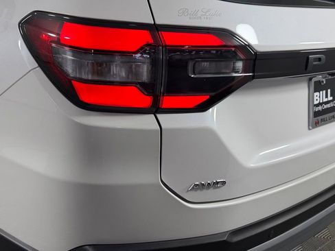 Used 2024 Honda Pilot Elite image 11