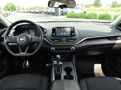 Used 2023 Nissan Altima 2.5 S FWD image 7