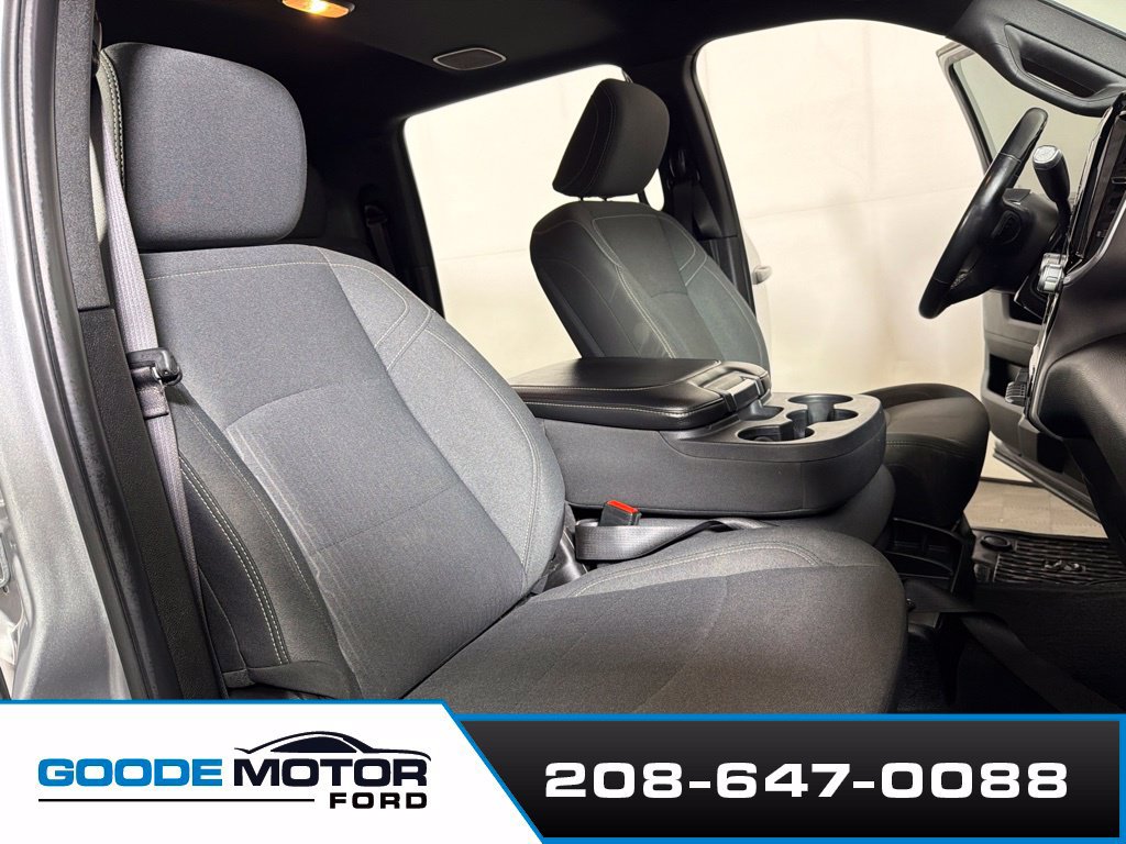 Used 2022 RAM 2500 Big Horn w/ Level C Equiment Group AWD/4WD image 24