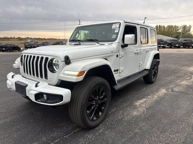 Certified 2022 Jeep Wrangler Unlimited Sahara AWD/4WD image 17