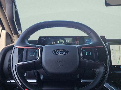 New 2025 Ford Expedition Max Platinum w/ Stealth Performance Package image 30