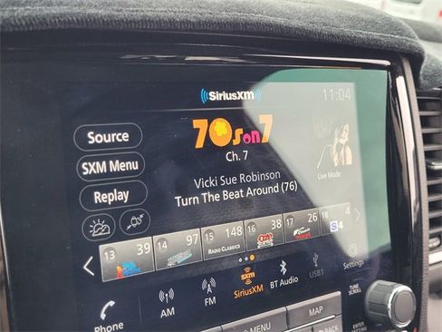 Used 2023 Nissan Frontier PRO-4X w/ Pro Convenience Package image 15