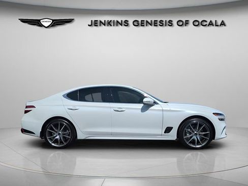 Used 2025 Genesis G70 2.5T image 6