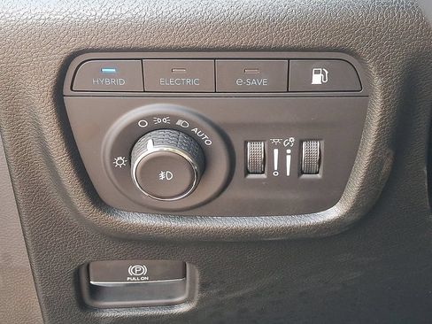 Used 2024 Jeep Grand Cherokee Limited 4xe AWD/4WD image 26