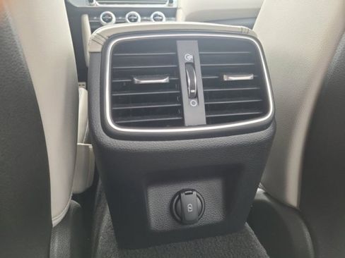 Used 2023 Genesis G70 2.0T w/ Sport Prestige Package image 36