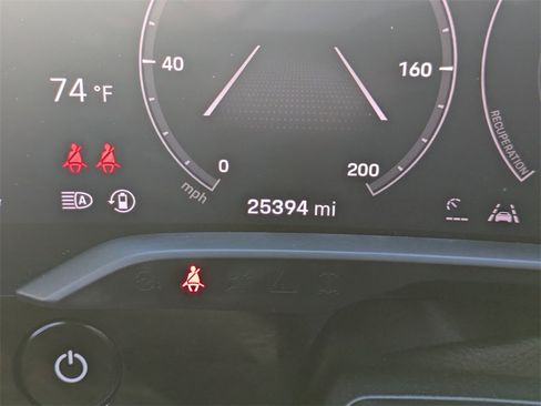 Used 2020 Porsche Taycan Turbo image 28