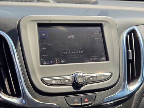 Used 2022 Chevrolet Equinox LT image 23