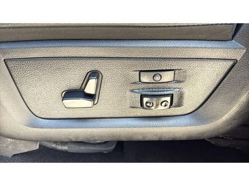 Used 2018 RAM 2500 Laramie w/ Sport Appearance Group AWD/4WD image 12
