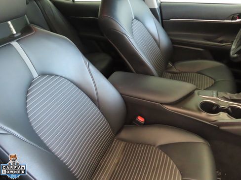 Used 2022 Toyota Camry SE FWD image 24