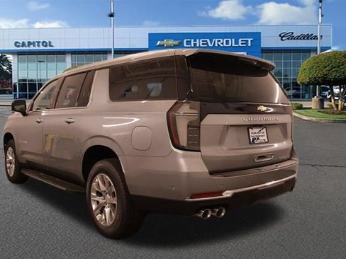 New 2026 Chevrolet Suburban Premier w/ Sun And Tow Package AWD/4WD image 5