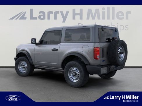 New 2025 Ford Bronco 2-Door image 4