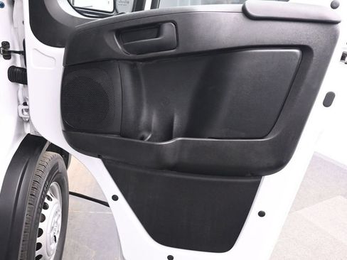 Used 2025 RAM ProMaster 2500 w/ Convenience Group FWD image 15