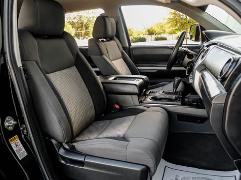 Used 2015 Toyota Tundra SR5 w/ SR5 Upgrade Package image 40