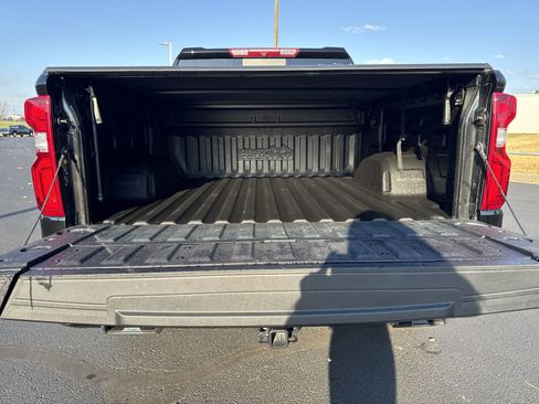 Used 2024 Chevrolet Silverado 1500 High Country w/ High Country Premium Package image 24