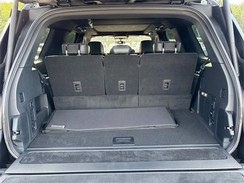 New 2025 Lincoln Navigator Reserve w/ Jet Appearance Package image 12