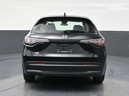 Used 2023 Honda HR-V LX image 4