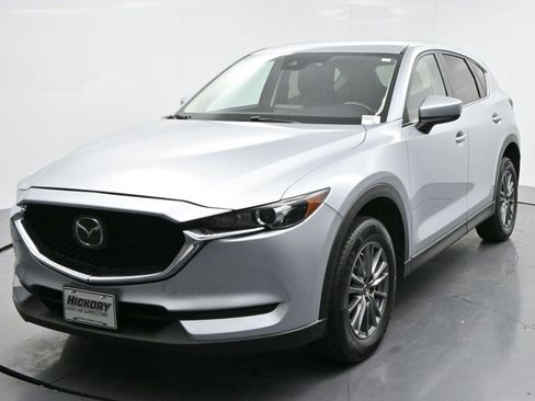 Used 2020 MAZDA CX-5 Touring image 3