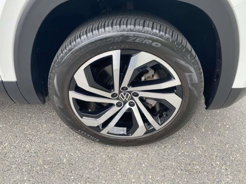 Certified 2023 Volkswagen Atlas SEL AWD/4WD image 33