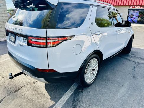 Used 2017 Land Rover Discovery HSE Luxury AWD/4WD image 7