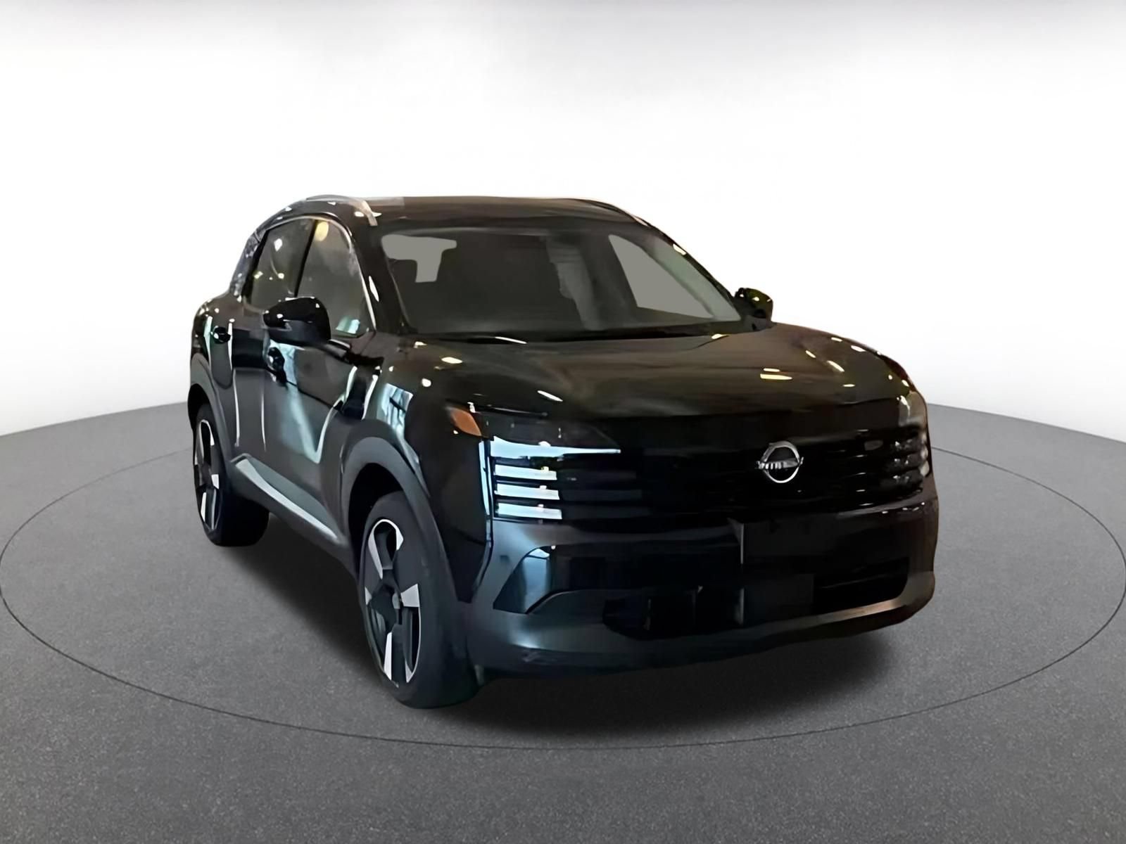 Used 2026 Nissan Kicks SR AWD/4WD image 3