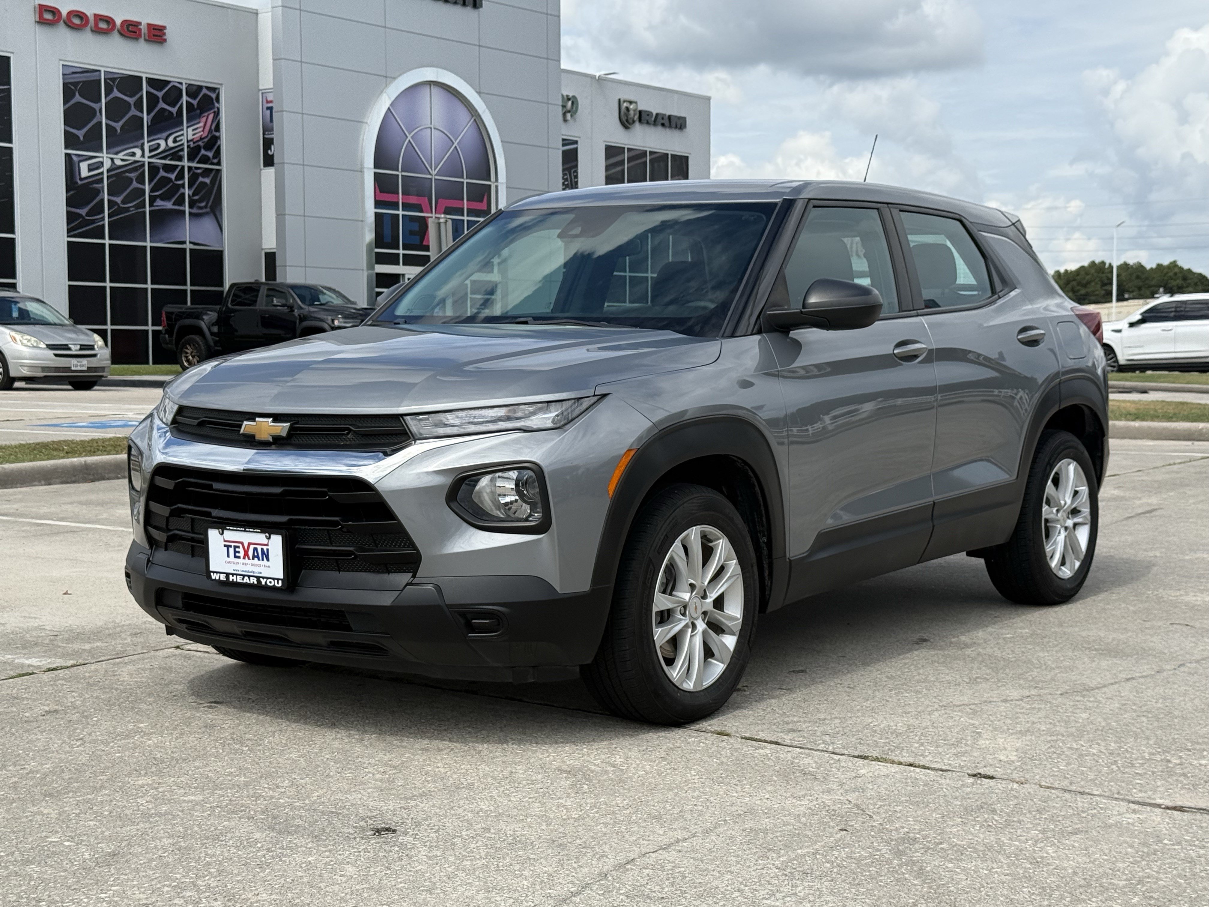 Used 2023 Chevrolet TrailBlazer LS AWD/4WD image 9