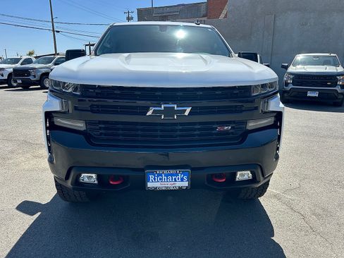 Used 2020 Chevrolet Silverado 1500 LT Trail Boss AWD/4WD image 8