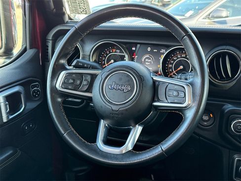 Used 2021 Jeep Wrangler Unlimited Sahara image 22